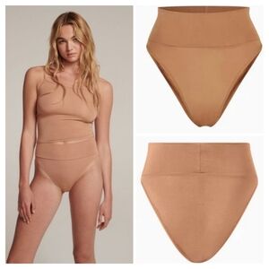 SKIMS SLEEP BRIEF/ CAMEL/4X/NWT